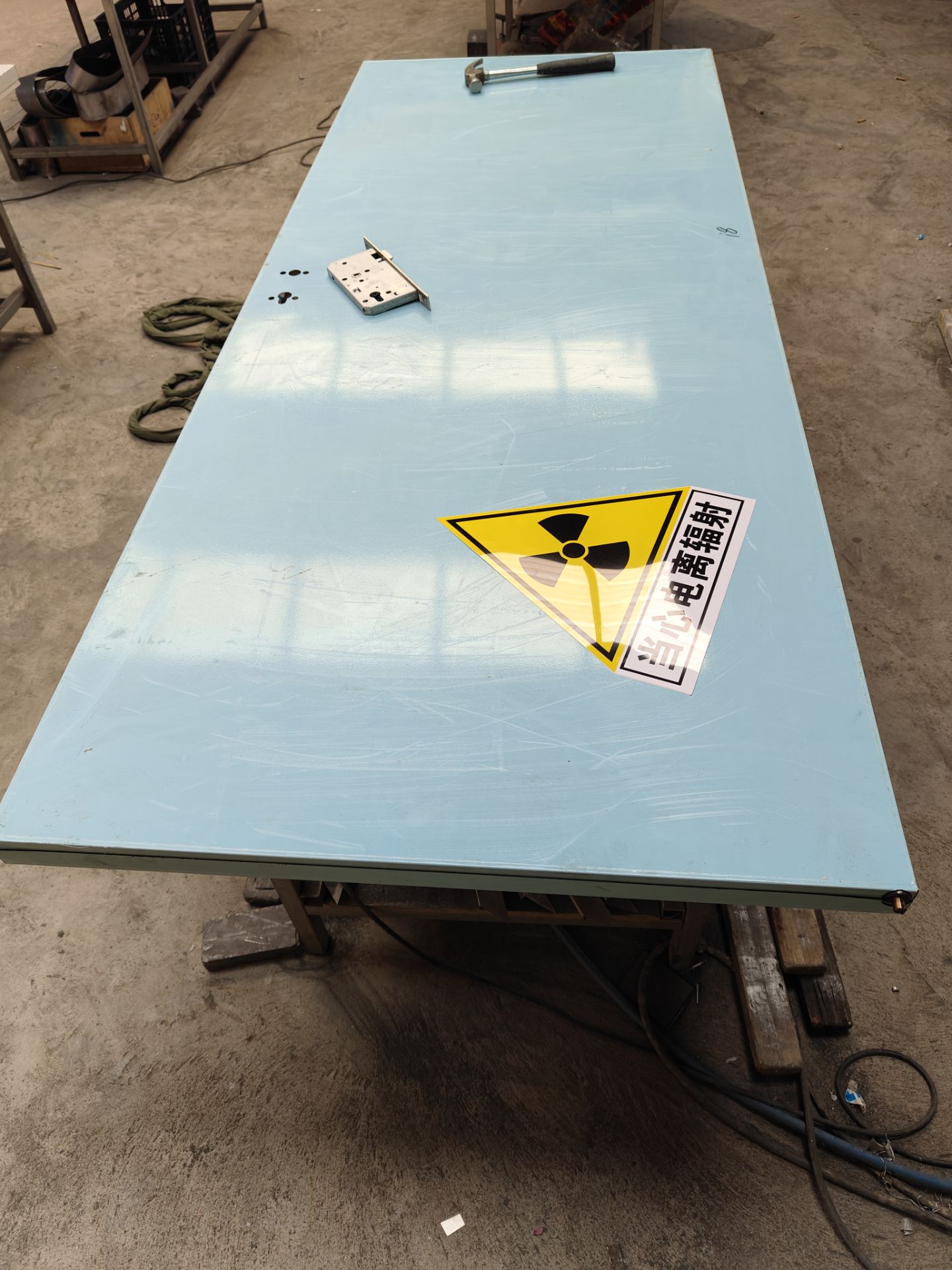 兴安射线防护铅门介绍